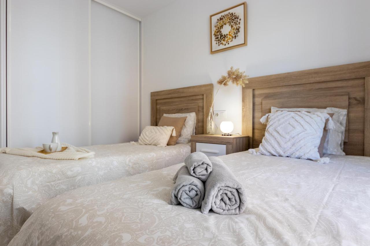 Boooom!!! Apartment With Swimming Pool Salou Luaran gambar